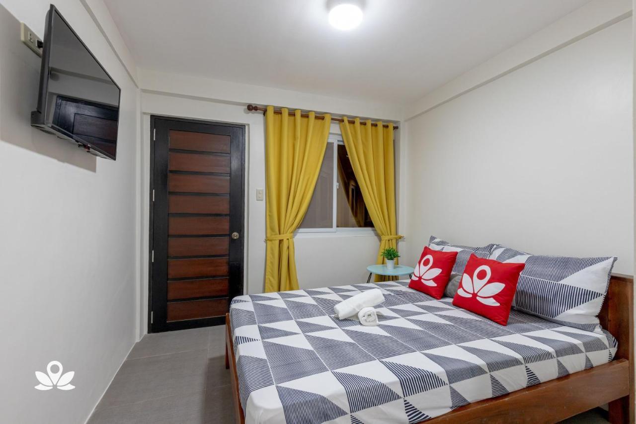 Happy Grey Hotel Виган Экстерьер фото