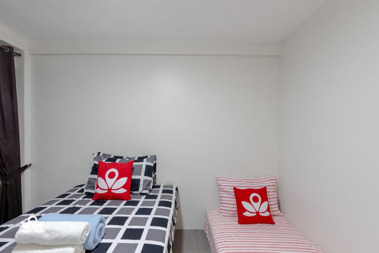 Happy Grey Hotel Виган Экстерьер фото