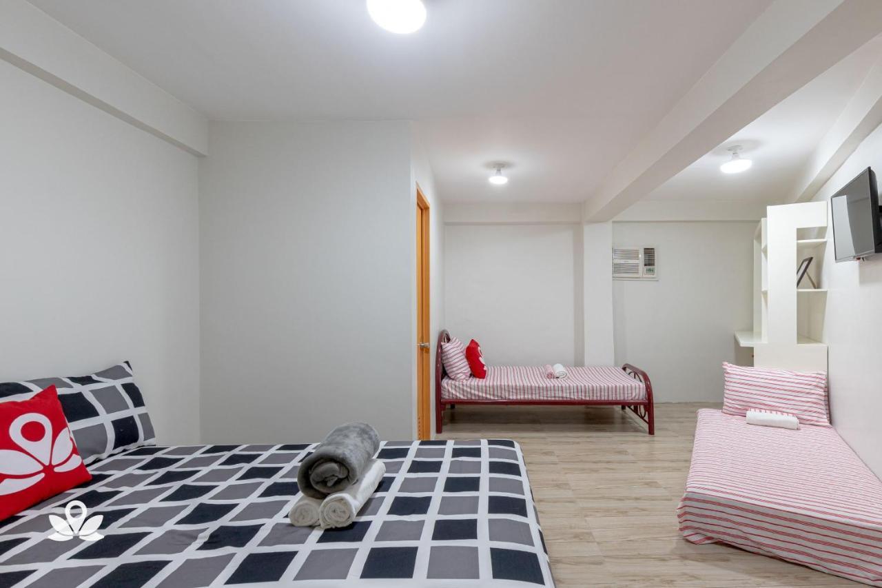 Happy Grey Hotel Виган Экстерьер фото